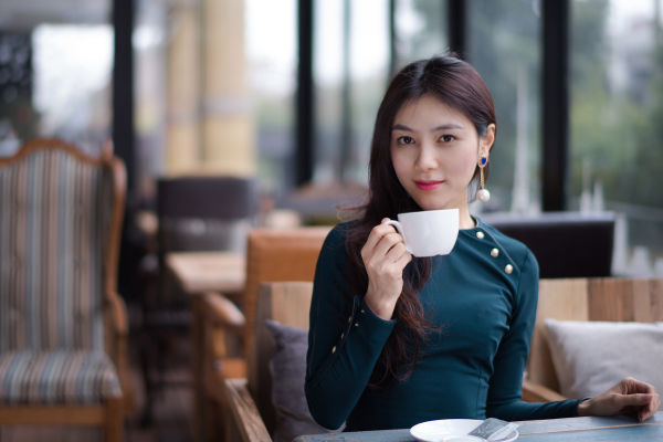 男人眼中，高層次的女人，從來(lái)不止長(zhǎng)得漂亮